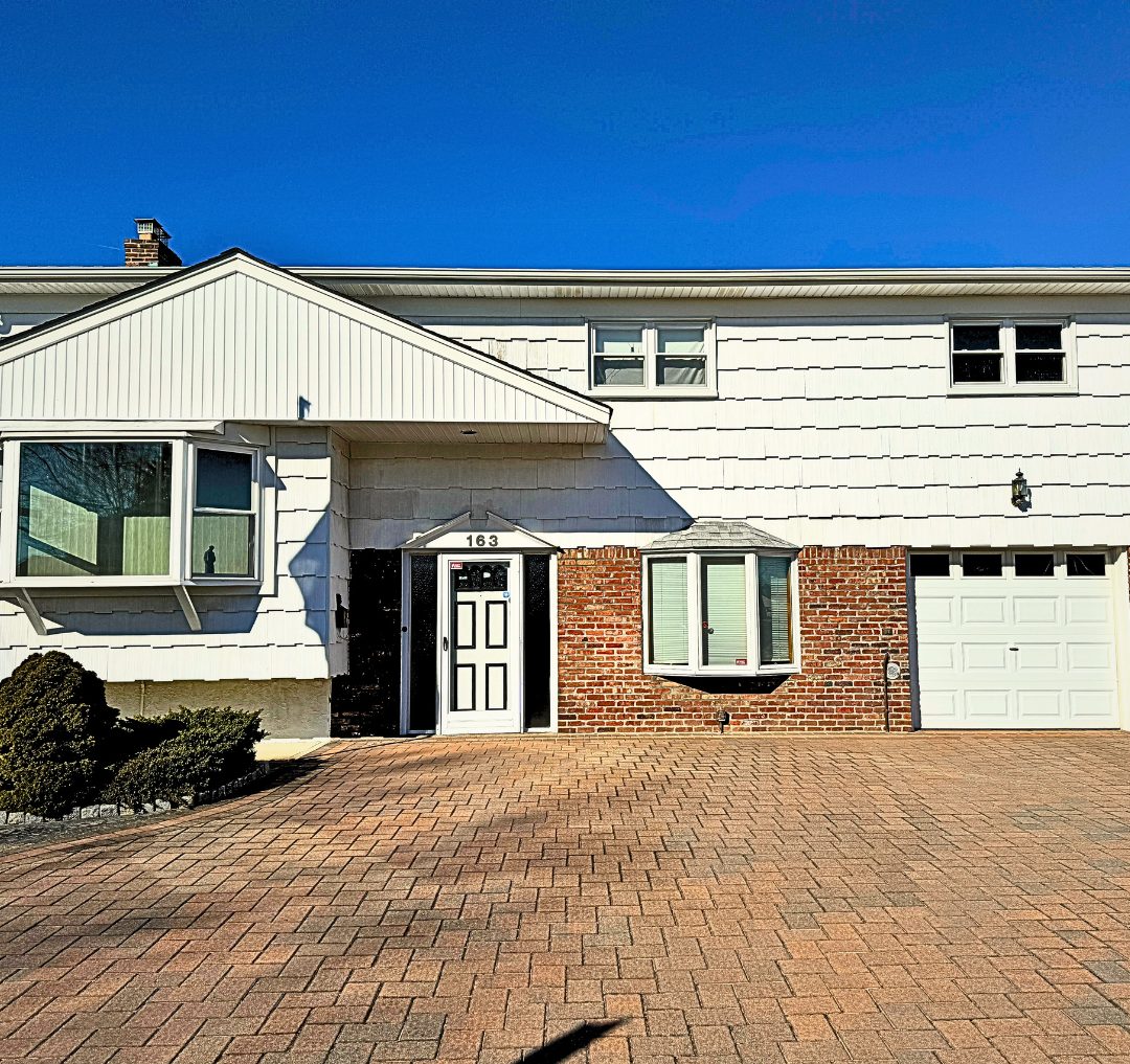 163 Bennett Street, Oceanside NY - sold by Sharon Basiratmand